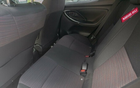 Toyota Yaris, 2021 год, 1 223 000 рублей, 16 фотография