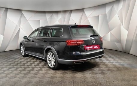Volkswagen Passat B8 рестайлинг, 2018 год, 2 375 000 рублей, 4 фотография