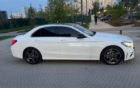 Mercedes-Benz C-Класс, 2018 год, 2 830 000 рублей, 3 фотография