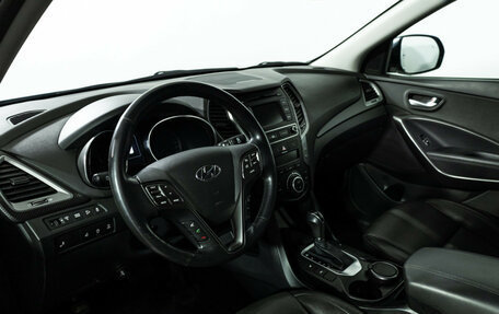 Hyundai Santa Fe III рестайлинг, 2017 год, 2 299 700 рублей, 11 фотография