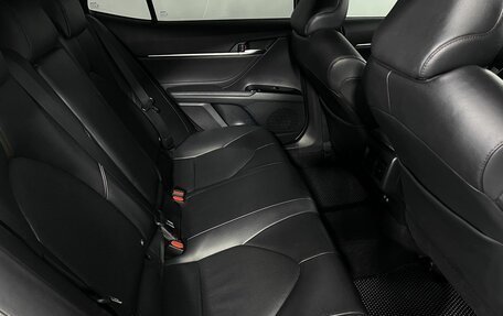 Toyota Camry, 2018 год, 2 500 000 рублей, 11 фотография