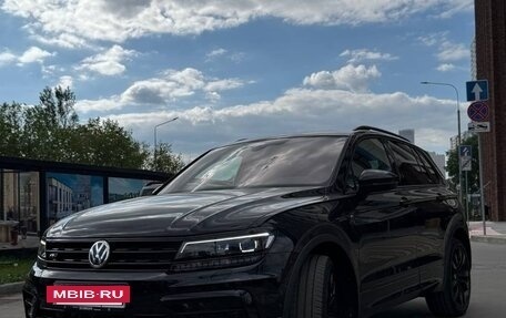 Volkswagen Tiguan II, 2019 год, 3 200 000 рублей, 3 фотография