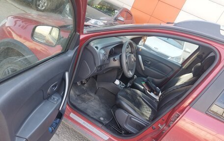 Renault Sandero II рестайлинг, 2015 год, 850 000 рублей, 11 фотография