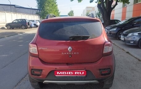 Renault Sandero II рестайлинг, 2015 год, 850 000 рублей, 3 фотография