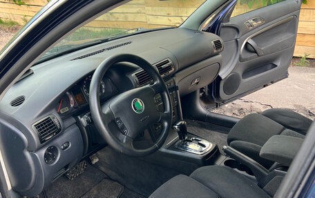 Skoda Superb III рестайлинг, 2002 год, 590 000 рублей, 21 фотография