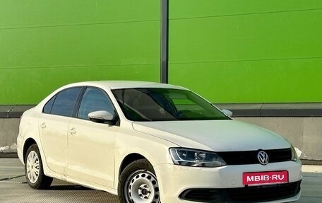 Volkswagen Jetta VI, 2013 год, 650 000 рублей, 2 фотография