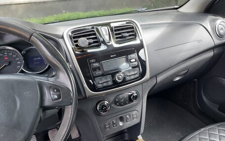 Renault Sandero II рестайлинг, 2017 год, 695 000 рублей, 6 фотография