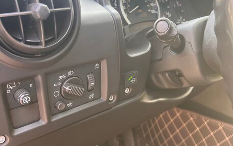 Hummer H2, 2005 год, 2 200 000 рублей, 15 фотография