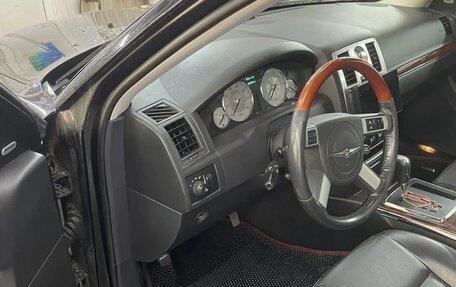 Chrysler 300C II, 2009 год, 1 500 000 рублей, 7 фотография