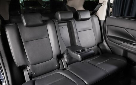 Mitsubishi Outlander III рестайлинг 3, 2012 год, 1 349 000 рублей, 20 фотография