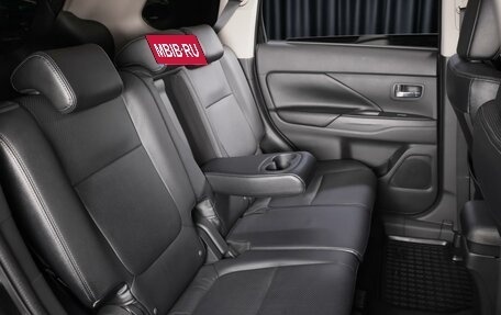 Mitsubishi Outlander III рестайлинг 3, 2012 год, 1 349 000 рублей, 19 фотография