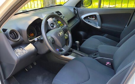 Toyota RAV4, 2011 год, 1 550 000 рублей, 11 фотография