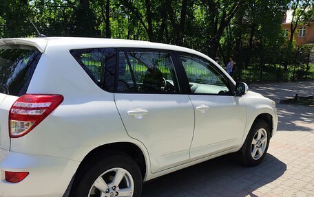 Toyota RAV4, 2011 год, 1 550 000 рублей, 4 фотография