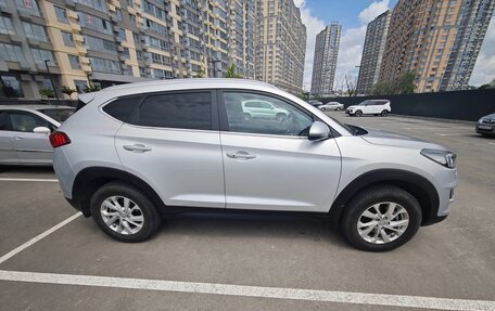 Hyundai Tucson III, 2018 год, 2 500 000 рублей, 2 фотография
