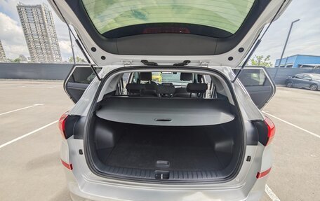 Hyundai Tucson III, 2018 год, 2 500 000 рублей, 13 фотография