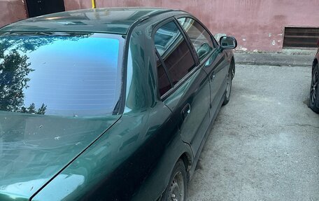 Mitsubishi Carisma I, 1998 год, 80 000 рублей, 2 фотография