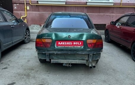 Mitsubishi Carisma I, 1998 год, 80 000 рублей, 4 фотография