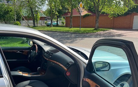 Mercedes-Benz E-Класс, 2003 год, 650 000 рублей, 21 фотография