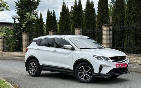 Geely Coolray I, 2022 год, 1 600 000 рублей, 3 фотография