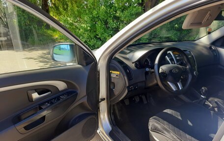 KIA cee'd I рестайлинг, 2010 год, 590 000 рублей, 4 фотография