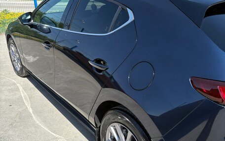 Mazda 3, 2021 год, 1 800 000 рублей, 15 фотография