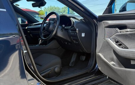 Mazda 3, 2021 год, 1 800 000 рублей, 20 фотография