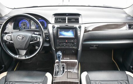 Toyota Camry, 2018 год, 1 649 999 рублей, 11 фотография
