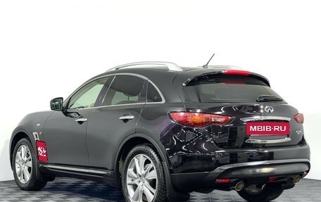 Infiniti QX70, 2014 год, 2 747 000 рублей, 7 фотография