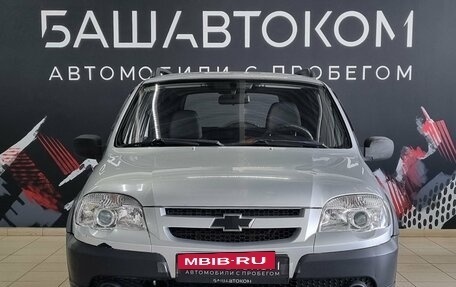 Chevrolet Niva I рестайлинг, 2011 год, 525 000 рублей, 2 фотография