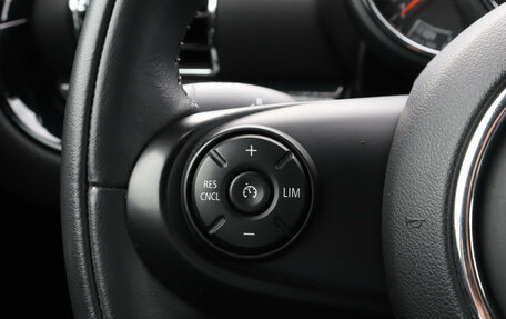 MINI Clubman, 2020 год, 2 590 000 рублей, 21 фотография
