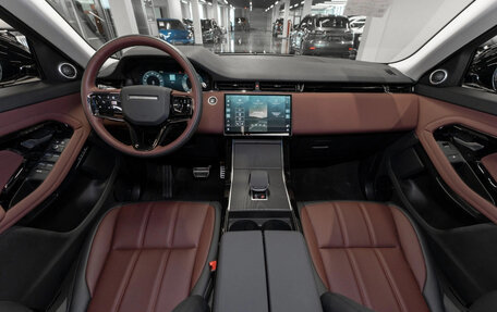 Land Rover Range Rover Evoque II, 2025 год, 6 150 000 рублей, 9 фотография