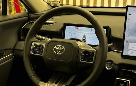 Toyota RAV4, 2026 год, 3 950 000 рублей, 16 фотография