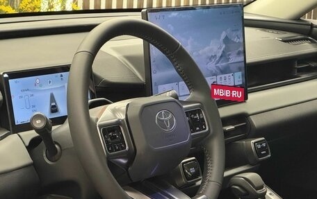Toyota RAV4, 2026 год, 3 950 000 рублей, 22 фотография