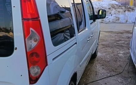 Renault Kangoo II рестайлинг, 2012 год, 620 000 рублей, 7 фотография