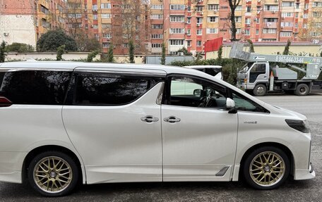 Toyota Alphard III, 2018 год, 4 800 000 рублей, 2 фотография