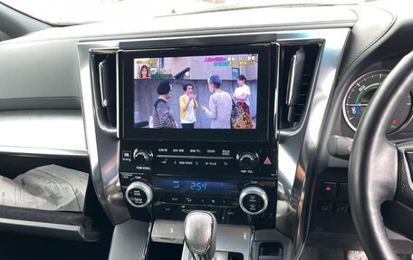 Toyota Alphard III, 2018 год, 4 800 000 рублей, 28 фотография