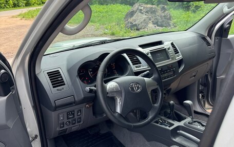 Toyota Hilux VII, 2012 год, 2 600 000 рублей, 8 фотография