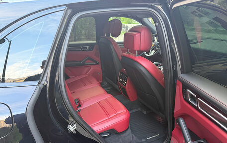Porsche Cayenne III, 2021 год, 13 100 000 рублей, 3 фотография