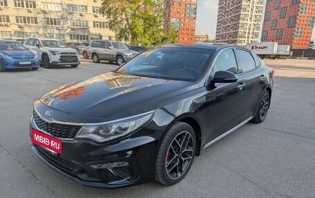 KIA Optima IV, 2018 год, 1 700 000 рублей, 2 фотография