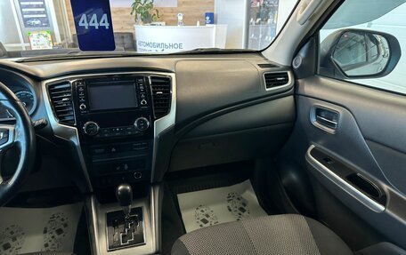 Mitsubishi L200 IV рестайлинг, 2021 год, 4 299 900 рублей, 15 фотография