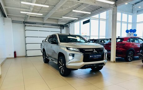 Mitsubishi L200 IV рестайлинг, 2021 год, 4 299 900 рублей, 8 фотография
