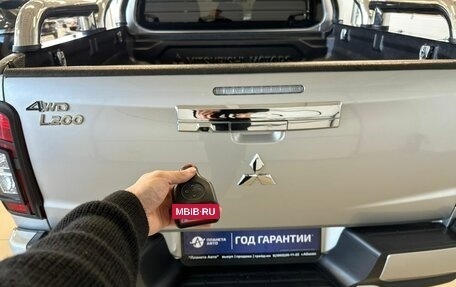Mitsubishi L200 IV рестайлинг, 2021 год, 4 299 900 рублей, 24 фотография