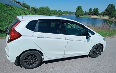 Honda Fit III, 2018 год, 1 100 000 рублей, 6 фотография