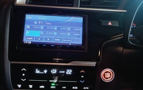 Honda Fit III, 2018 год, 1 100 000 рублей, 11 фотография