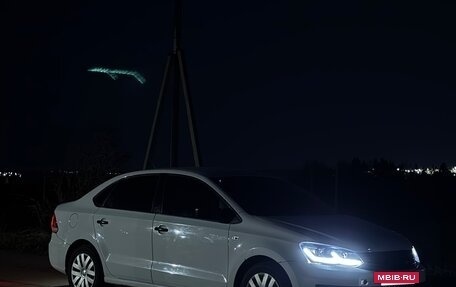 Volkswagen Polo VI (EU Market), 2016 год, 650 000 рублей, 2 фотография