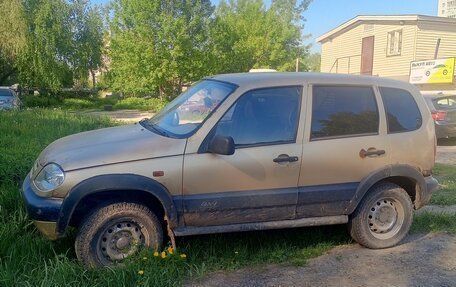 Chevrolet Niva I рестайлинг, 2006 год, 200 000 рублей, 2 фотография