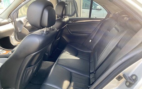 Mercedes-Benz C-Класс, 2005 год, 899 000 рублей, 9 фотография