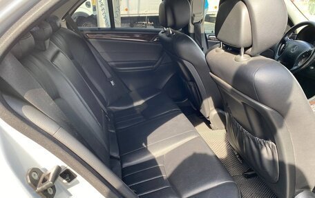 Mercedes-Benz C-Класс, 2005 год, 899 000 рублей, 11 фотография