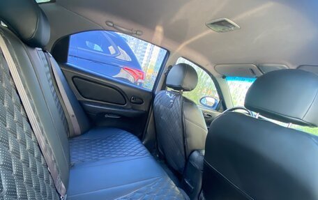 Hyundai Sonata IV рестайлинг, 2007 год, 550 000 рублей, 10 фотография