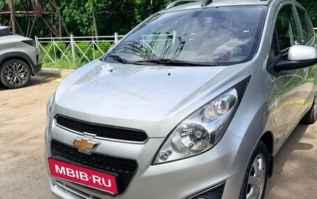 Chevrolet Spark III, 2022 год, 1 200 000 рублей, 3 фотография